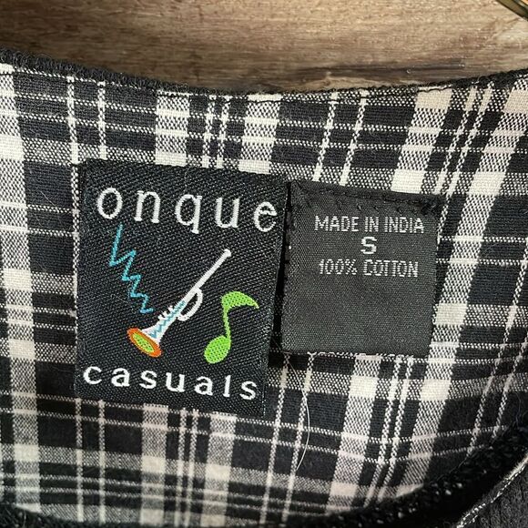 Onque Casuals Ladies Black Cardigan,Size Small,Embroidered Musical Notes,Vintage - Picture 5 of 8
